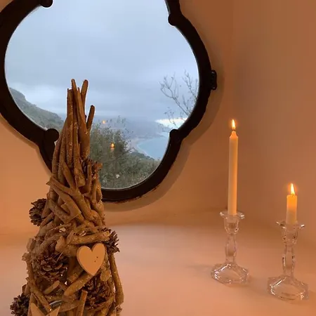 Holiday home La Finestra Di *